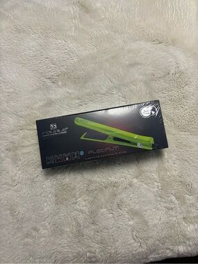 NIB Royale Platinum Genius Heating Element Green Hair Straightener